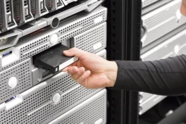 Ngạc nhiên chưa: Giữa vòng vây cấm vận, Huawei tự phát triển công nghệ lưu trữ riêng thay thế ổ cứng HDD
