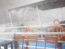 Giây phút náo loạn khi mưa dông ập đến ở Hạ Long, cả tàu gào khóc đòi quay về bờ