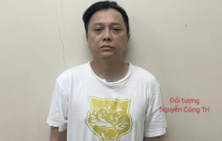 Công Trí sụp đổ
