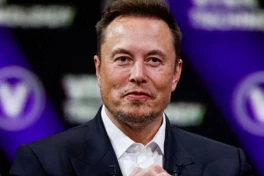 Elon Musk tung video đàn máy bay không người lái Trung Quốc, chỉ trích tiêm kích F35 thiết kế "như cớt"