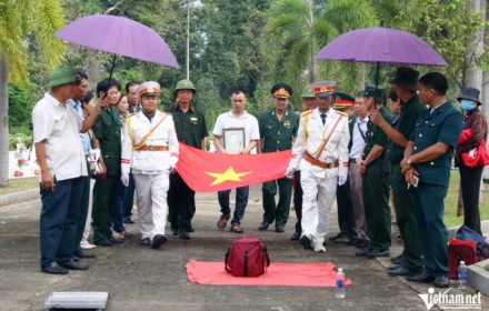 Có những cuộc tri ân không lời, nhưng là cả một đời khắc ghi