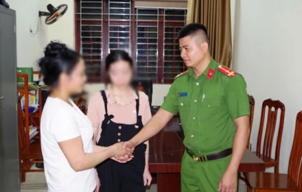 Bắt cóc online: Nhiều cô gái trẻ ở Ninh Bình bị ép vào nhà nghỉ, tự chụp ảnh bị bắt cóc