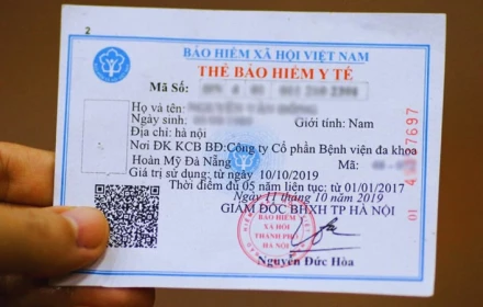 Từ 15/8: 7 trường hợp sẽ bị thu hồi, tạm khóa thẻ BHYT