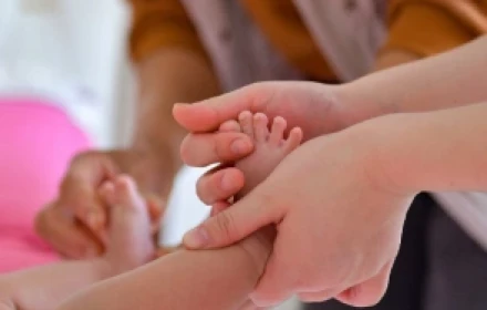 Thanh niên không muốn đẻ, chính phủ Trung Quốc tung tiền khuyến khích