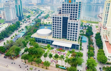 Ai có quyền bổ nhiệm hiệu trưởng, hiệu phó trường học cấp xã?