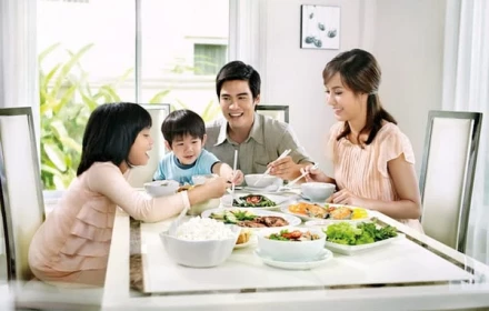Ăn cơm sáng hằng ngày có nên không?