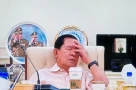 Ông Hun Sen tung ảnh ngủ gật vì mệt mỏi lên facebook. Thương ông