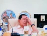 Ông Hun Sen tung ảnh ngủ gật vì mệt mỏi lên facebook. Thương ông
