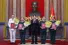 Bốn sĩ quan cấp cao quân đội và công an được thăng quân hàm, cấp bậc hàm Thượng tướng