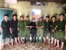 Trả lại 100 triệu đồng tìm thấy trong bùn đất khi giúp bà con bị lũ lụt