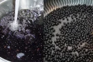 Ngâm và rang hạt đậu đen trước khi nấu có tác dụng gì? Tại sao không nên bỏ qua 2 bước này?