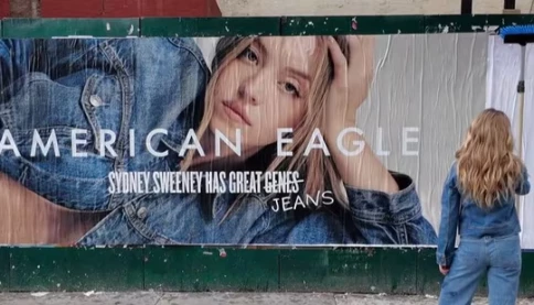 Chiếc quảng cáo quần jeans khiến ông Trump phải lên tiếng, cả nước Mỹ sôi sục