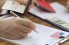 Phí visa Mỹ sẽ tăng vọt đến gần 500 triệu đồng?