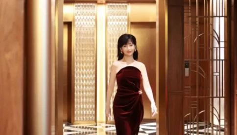 Triệu Nhã Chi 71 tuổi đây sao? Thật không tin nổi