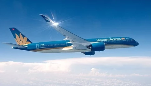 Vietnam Airlines bán 10 USD cho 1 giờ sử dụng internet trên máy bay là đắt hay rẻ so với các hãng bay khác?