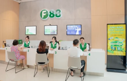 Chào sàn ngày 8/8, cổ phiếu F88 tăng trần lên giá 888.800 đồng, "chắc chân" thị giá lớn nhất sàn chứng khoán Việt