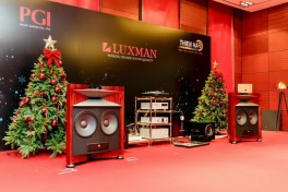Cận cảnh các phối ghép âm thanh nổi bật từ JBL, Luxman, TEAC, Sennheiser và Bowers & Wilkins tại AV Show 2024