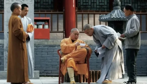 Hơn 30 nhà sư rời khỏi Thiếu Lâm Tự vì phải dậy từ 4h30, làm nông, hạn chế dùng điện thoại