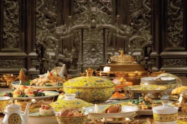 Đồ ăn của hoàng đế Trung Hoa có hàng trăm món, đồ ăn thừa sẽ đi về đâu?