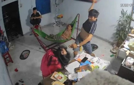Vụ anh trai dùng ghế đánh em ruột dã man: Hai anh em nói gì?
