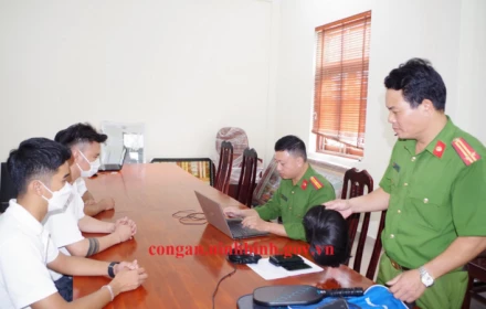 Công an mời 3 nam thanh niên lên làm việc vụ "clip đôi nam nữ thân mật trong xe Mercedes"