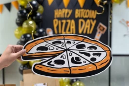 Ninety Eight và 4P's phát hành NFT Nhân Ngày Bitcoin Pizza