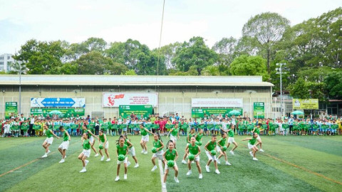 Gần 17.000 học sinh tham gia khai mạc Vòng chung kết Festival Bóng đá Học đường TP.HCM năm học 2023-2024