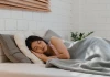 Tại sao một số người lại nói mơ khi ngủ? Nó có nguy hiểm không?