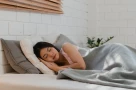 Tại sao một số người lại nói mơ khi ngủ? Nó có nguy hiểm không?