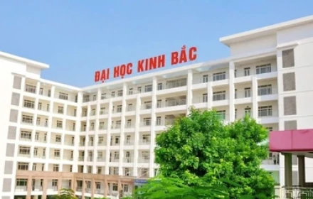 “Lùm xùm” Trường đại học Kinh Bắc: Sinh viên hoang mang vì không biết ai là hiệu trưởng, quyền lợi đảm bảo ra sao?