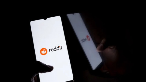 Hệ thống tóm tắt thông tin bằng AI của Reddit bị nghi ngờ tính hiệu quả?