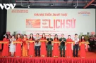 Triển lãm mỹ thuật “Những ngày tháng lịch sử”: Nét vẽ lưu dấu lịch sử, sắc màu kể chuyện non sông