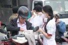 Nín thở chờ điểm chuẩn, phụ huynh 2k7 ngóng từng giờ!