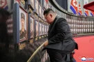 Kim Jong-un đích thân đón thi hài các binh sĩ chiến đấu ở Kursk trở về