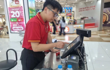 Bộ Tài chính dự kiến chi hơn 200 tỉ/năm để khuyến khích người dân lấy hóa đơn