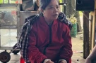 Bắt người phụ nữ hỏi mua vé số của bé trai 11 tuổi rồi lấy xấp 50 tờ vé số, bỏ chạy