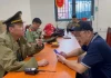 Công an Hà Nội dẹp tình trạng ‘giữ chỗ’ cho thuê ghế xem diễu binh