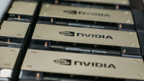 Cuộc chiến giành giật chip AI tiên tiến của Nvidia đã "ngốn" hàng trăm tỷ USD
