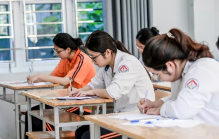 Bộ GD-ĐT: Trục trặc xét tuyển đại học là do các trường, hệ thống của Bộ không lỗi