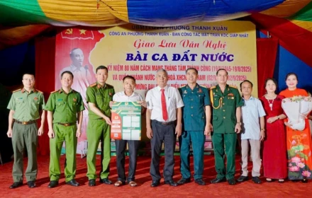 Mô hình dân vận "Ba gần, ba lắng nghe, ba chia sẻ" là gì?