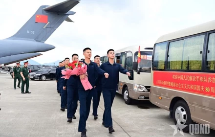 🇨🇳 ️🎖️ Đoàn quân nhân Trung Quốc tham gia diễu binh, diễu hành dịp 2/9 đã đến Hà Nội