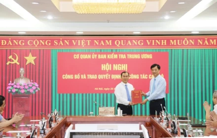 Bộ Chính trị chuẩn y ông Lê Văn Thành làm phó chủ nhiệm Ủy ban Kiểm tra Trung ương