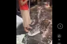 Công an đã làm việc với nhà hàng đổ xà phòng để “đuổi” người dân xem diễu binh