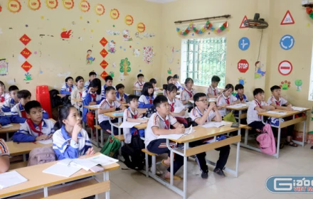 Nghịch lý ‘Hệ số đặc thù’: có giáo viên hệ số lương cao nhưng thu nhập lại thấp hơn
