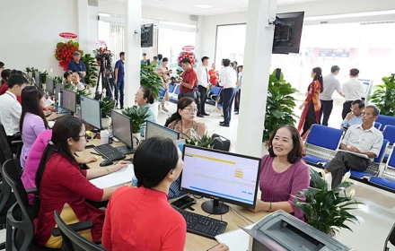 Sớm ban hành tiêu chí sắp xếp thôn, tổ dân phố, xác định biên chế gắn tiền lương