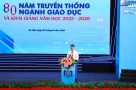 Em mong muốn bản thân mình trở nên giàu có. Giàu để bản thân sống tốt, để có thể chăm sóc được bố mẹ em lúc già