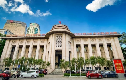 Giá vàng trong nước biến động mạnh, Ngân hàng Nhà nước sẽ có hành động gì?