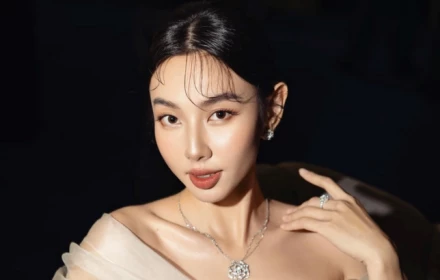 Hoa hậu Thùy Tiên ký hợp đồng khống