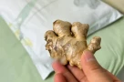 Đặt một củ gừng ở đầu giường, tốt cho cả nam và nữ, ai cũng nên biết