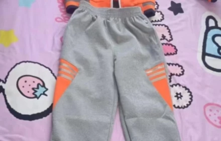 Khó hiểu! Vì đăng video chê đồng phục trường con mà phụ huynh vướng vào lao lý 🤨